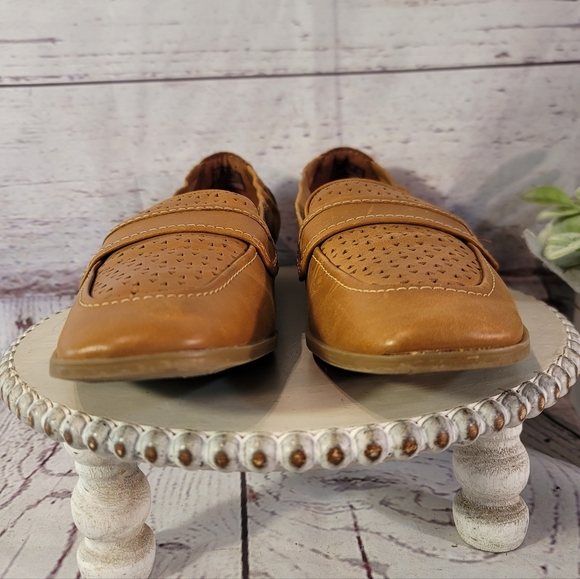 Clarks Collection Lyrical Way Womens Tan Leather Loafers Size 10M - Picture 10 of 15